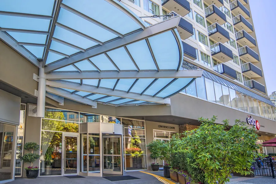 Best Western Premier Chateau Granville Hotel & Suites & Conf. Centre hotel detail image 2