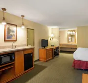 Best Western Shadow Inn hotel detail image 7