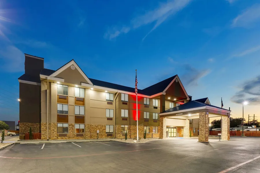 Best Western Plus Riata hotel detail image 2