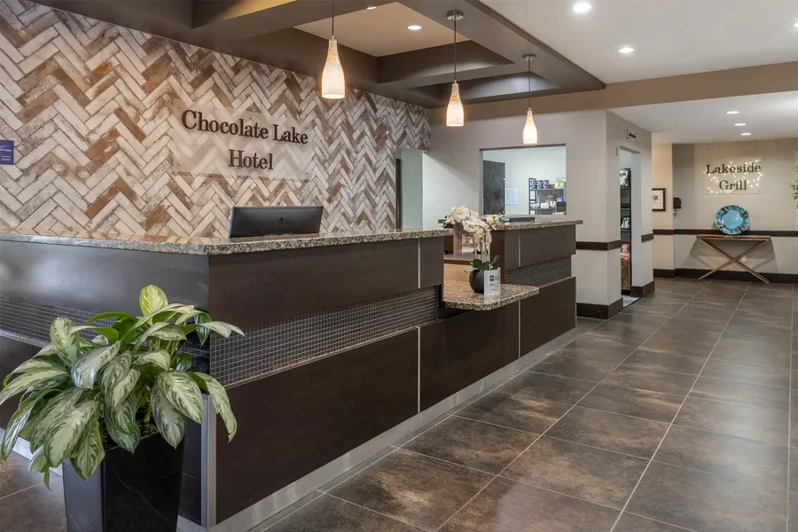 Best Western Plus Chocolate Lake Hotel hotel detail image 6