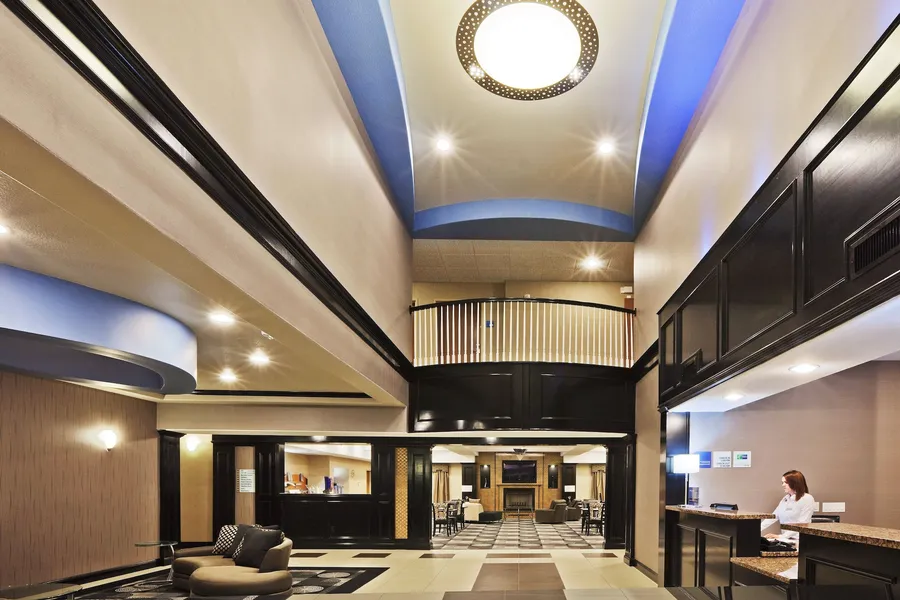 Holiday Inn Express Hotel & Suites JACKSONVILLE by IHG hotel detail image 6
