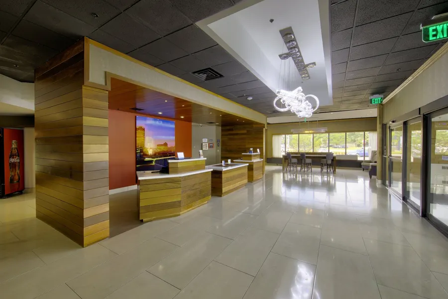 Holiday Inn Brookfield - Milwaukee by IHG hotel detail image 2