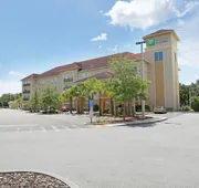 Holiday Inn Express Tampa N I-75 - University Area by IHG hotel detail image 3