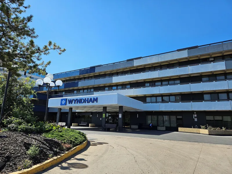 Wyndham Edmonton Hotel and Conference Centre hotel detail image 2