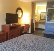 Days Inn by Wyndham Trenton hotel detail image 4