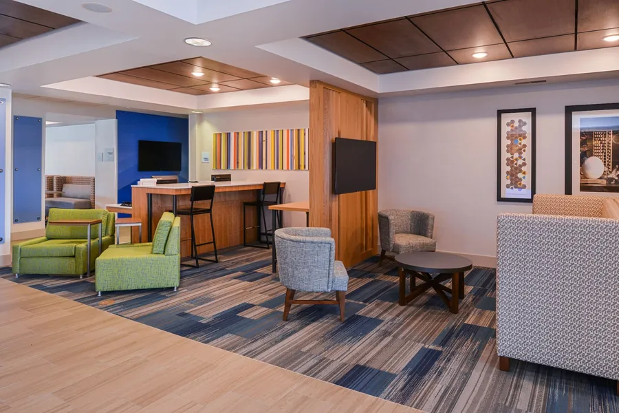 Holiday Inn Express Hotel & Suites Urbana-Champaign by IHG hotel detail image 2