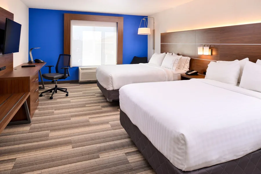 Holiday Inn Express Hotel & Suites Urbana-Champaign by IHG hotel detail image 6