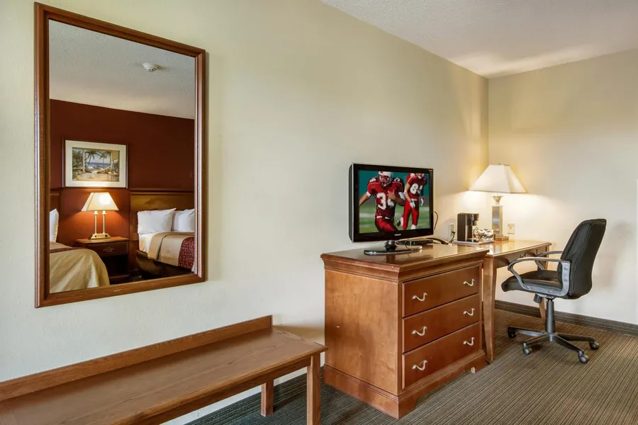 Red Roof Inn Vincennes hotel detail image 2
