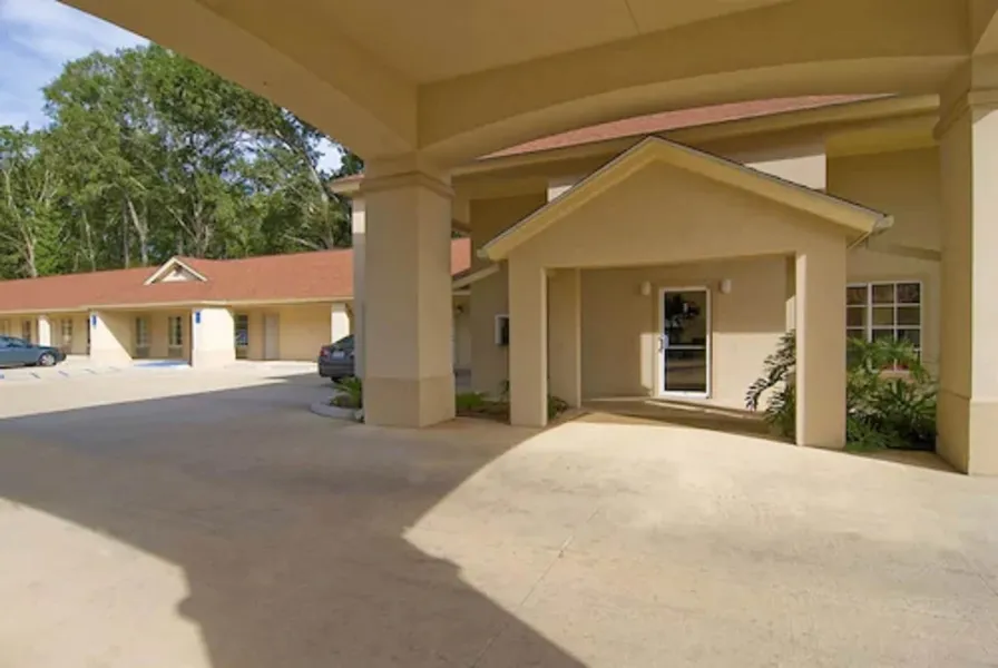 Americas Best Value Inn DeRidder hotel detail image 2