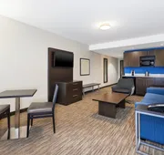 Holiday Inn Express Winnipeg Airport - Polo Park by IHG hotel detail image 5