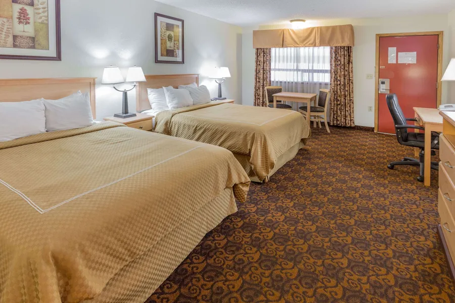 Days Inn by Wyndham Black Bear hotel detail image 6