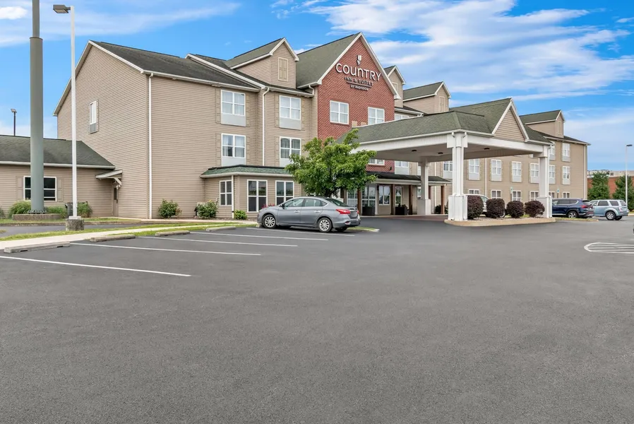 Country Inn & Suites by Radisson, Chambersburg, PA hotel detail image 2
