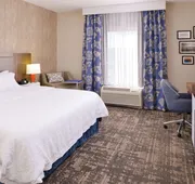 Hampton Inn & Suites Wilmington hotel detail image 7