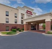 Hampton Inn & Suites Madisonville hotel detail image 3