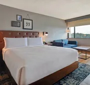 Four Points by Sheraton Boston Newton hotel detail image 5