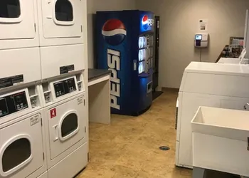 InTown Suites Extended Stay Decatur AL hotel thumbnail 6