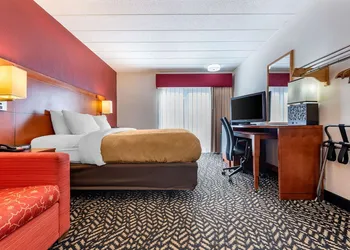 Quality Inn Falconer - Jamestown hotel thumbnail 6