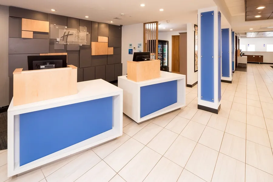 Holiday Inn Express Hotel & Suites Grand Blanc by IHG hotel detail image 2