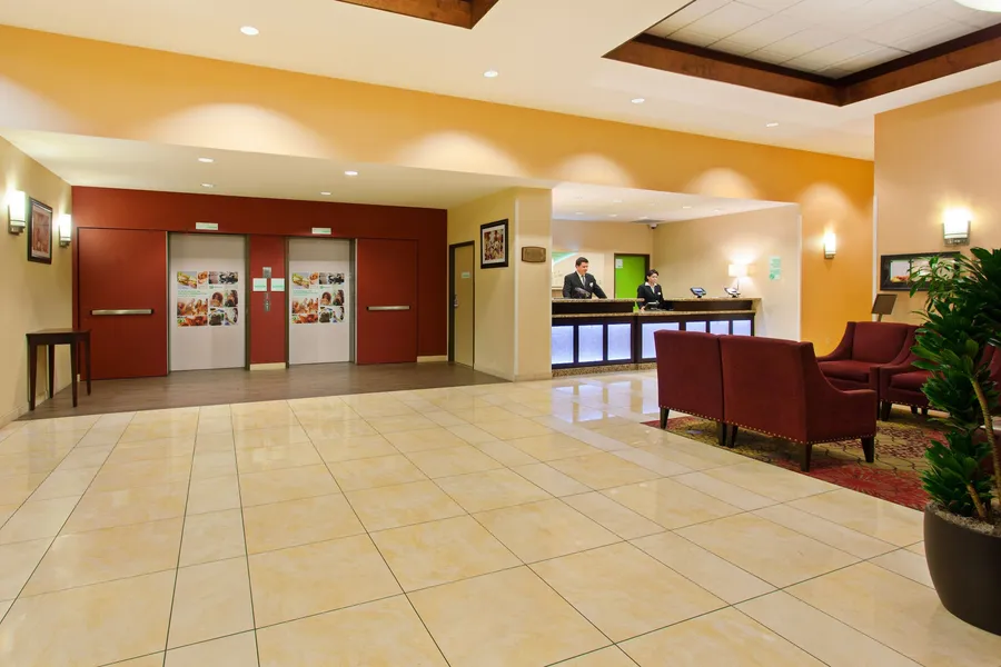Holiday Inn Express And Suites Seattle Downtown - Lake Union by IHG hotel detail image 2