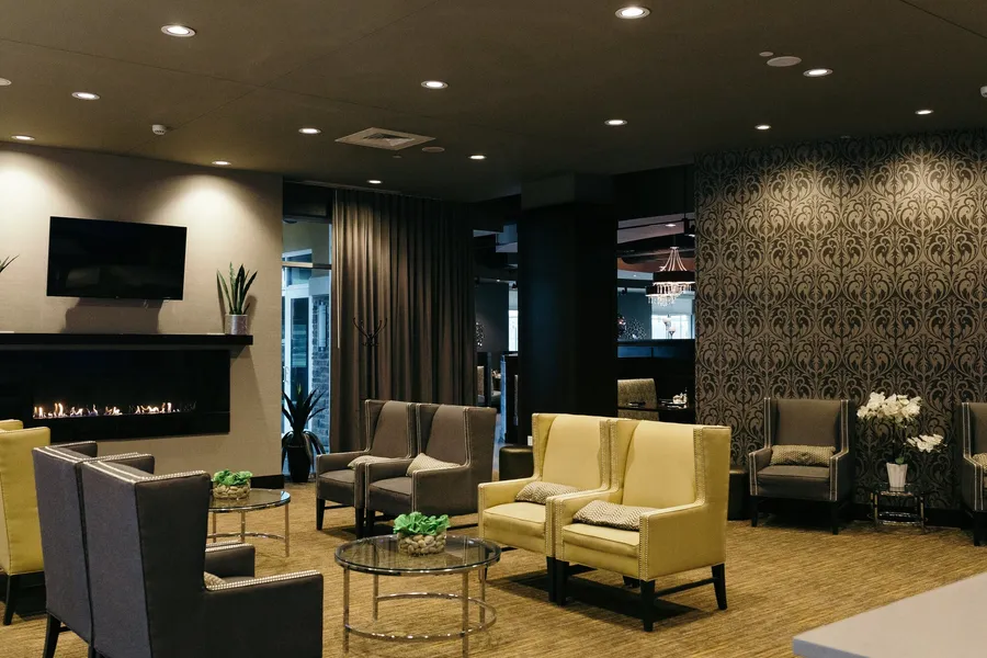 Holiday Inn Hotel & Suites East Peoria by IHG hotel detail image 6