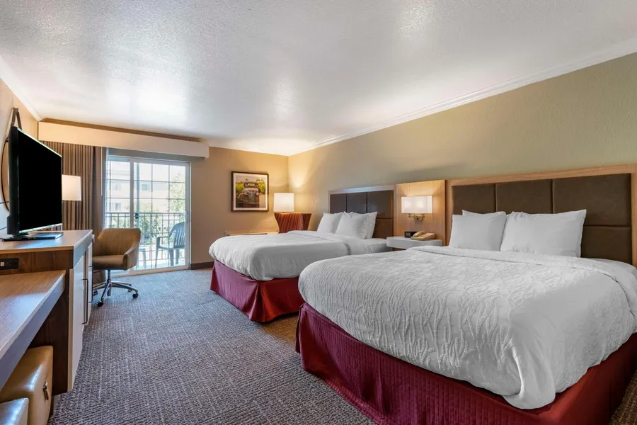 Hampton Inn Ukiah CA hotel detail image 2