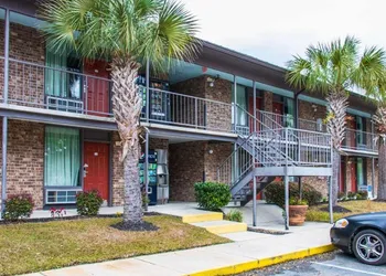 Rodeway Inn St. Helena – Beaufort South hotel thumbnail 2