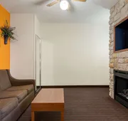 Comfort Suites Stevensville - St. Joseph hotel detail image 7