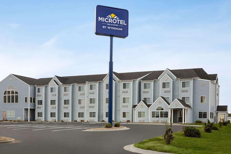 Microtel Inn & Suites by Wyndham Lincoln hotel detail image 2