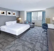 DoubleTree by Hilton Tulsa Downtown hotel detail image 3