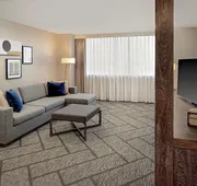 DoubleTree by Hilton Tulsa Downtown hotel detail image 4