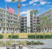 Litchfield Beach & Golf Resort hotel detail image 5