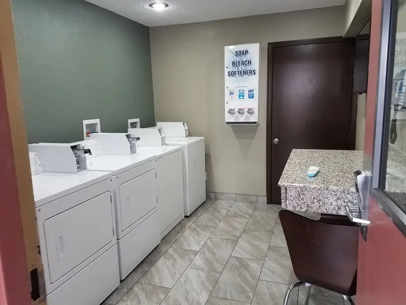 Best Western InnSuites Tucson Foothills Hotel & Suites hotel detail image 2