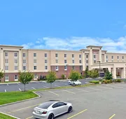 Hampton Inn & Suites Plymouth hotel detail image 5
