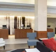 DoubleTree by Hilton Chicago - North Shore Conference Center hotel detail image 3