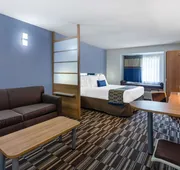 Microtel Inn & Suites by Wyndham Burlington hotel detail image 5