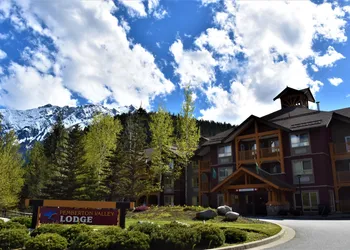 Pemberton Valley Lodge hotel thumbnail 3
