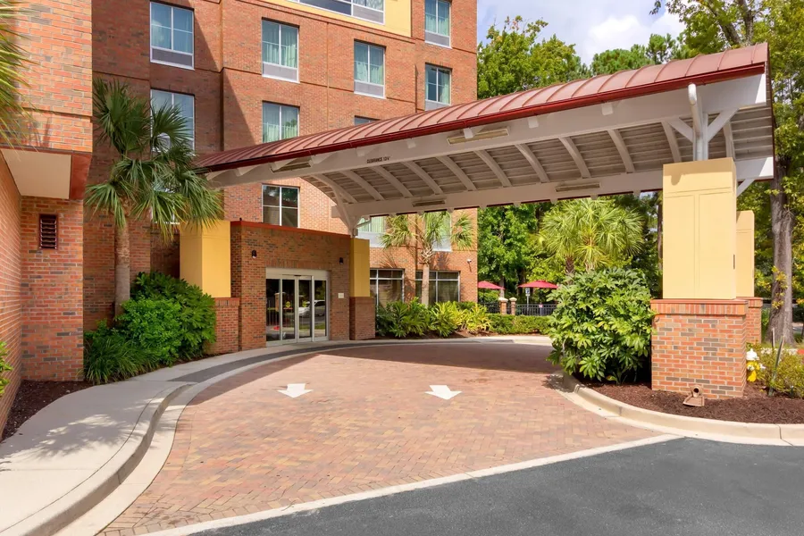 Comfort Suites Charleston West Ashley hotel detail image 2