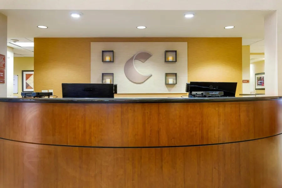 Comfort Suites Charleston West Ashley hotel detail image 6