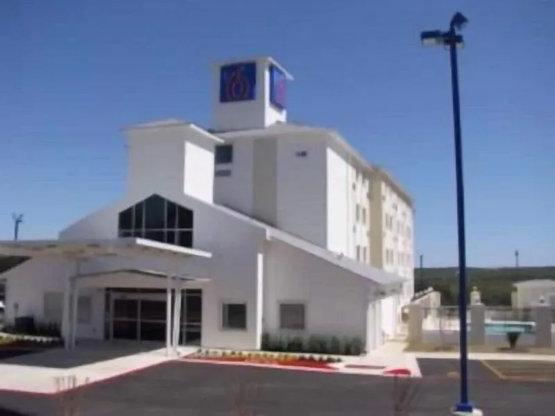 Motel 6 Marble Falls, TX hotel detail image 2