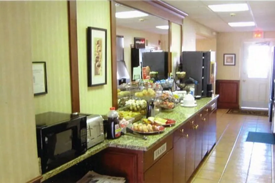 Whitman Motor Lodge hotel detail image 6