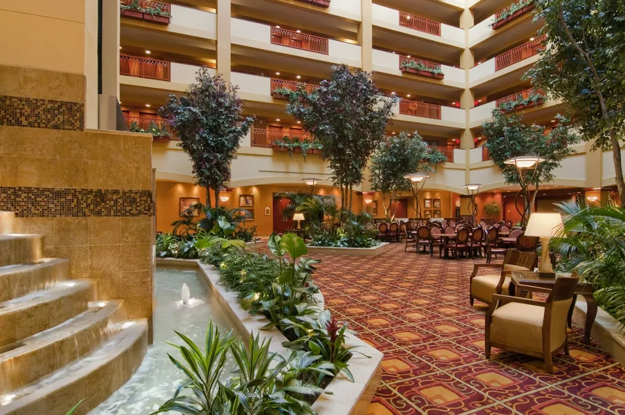 Embassy Suites by Hilton Hampton Convention Center hotel detail image 6