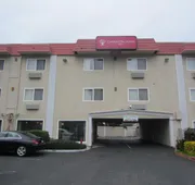 Cherry Orchard Inn hotel detail image 4