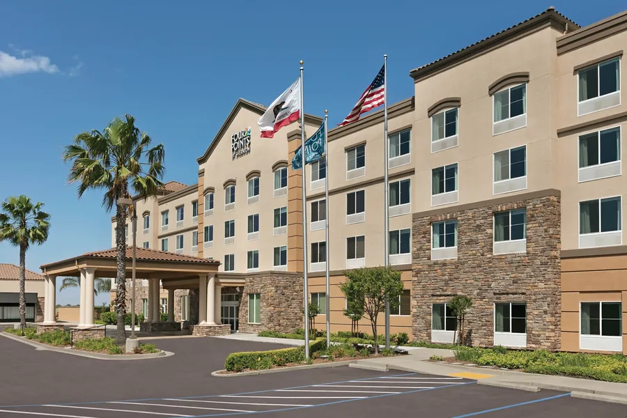 Four Points by Sheraton Sacramento International Airport hotel detail image 2