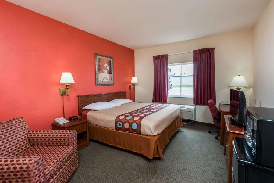 Super 8 by Wyndham St Robert Ft Leonard Wood Area hotel detail image 6