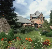 Deer Lodge hotel detail image 5