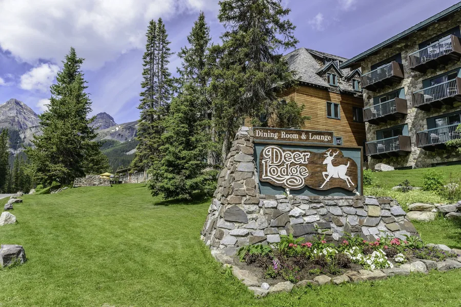 Deer Lodge hotel detail image 6