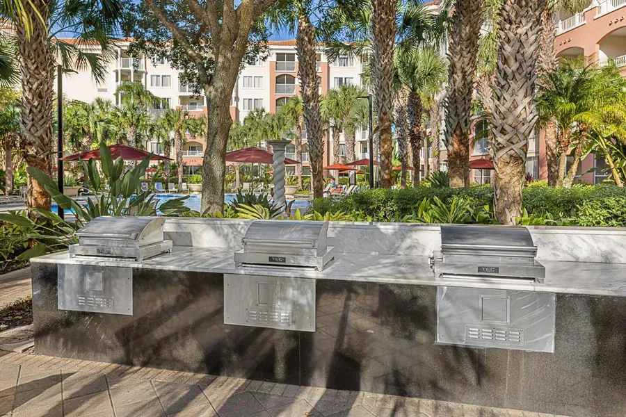 Marriott's Grande Vista hotel detail image 2