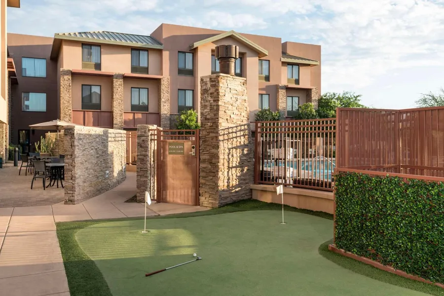 Hilton Garden Inn Scottsdale North/Perimeter Center hotel detail image 2