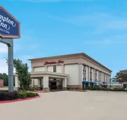 Hampton Inn Marshall hotel detail image 4