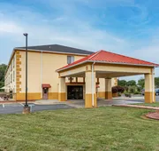 Comfort Inn & Suites Mocksville I-40 hotel detail image 3